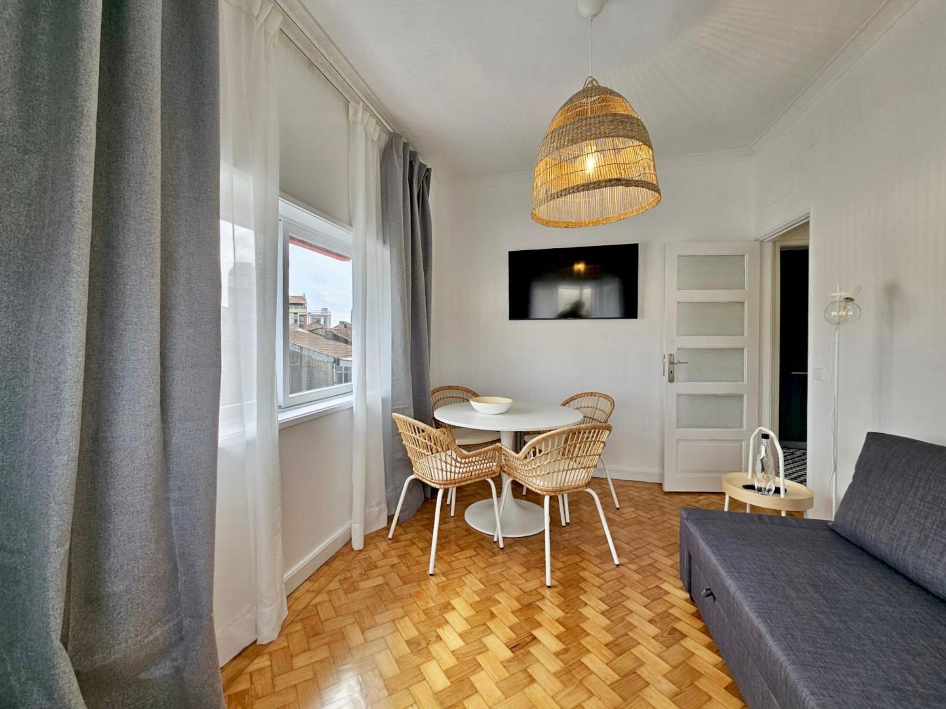 Lm Art Apartments Porto Bagian luar foto