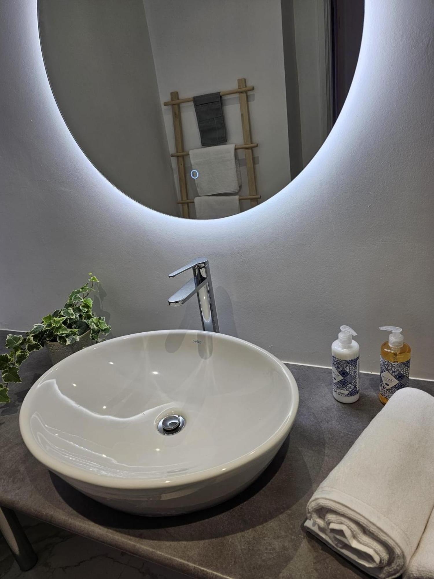 Lm Art Apartments Porto Bagian luar foto